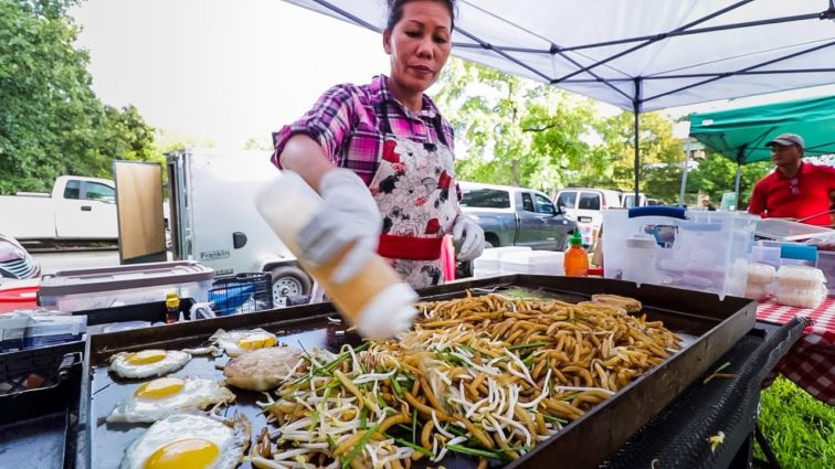 Cambodian Food Vendor at FDR Park. Image: FDRparkphilly.org