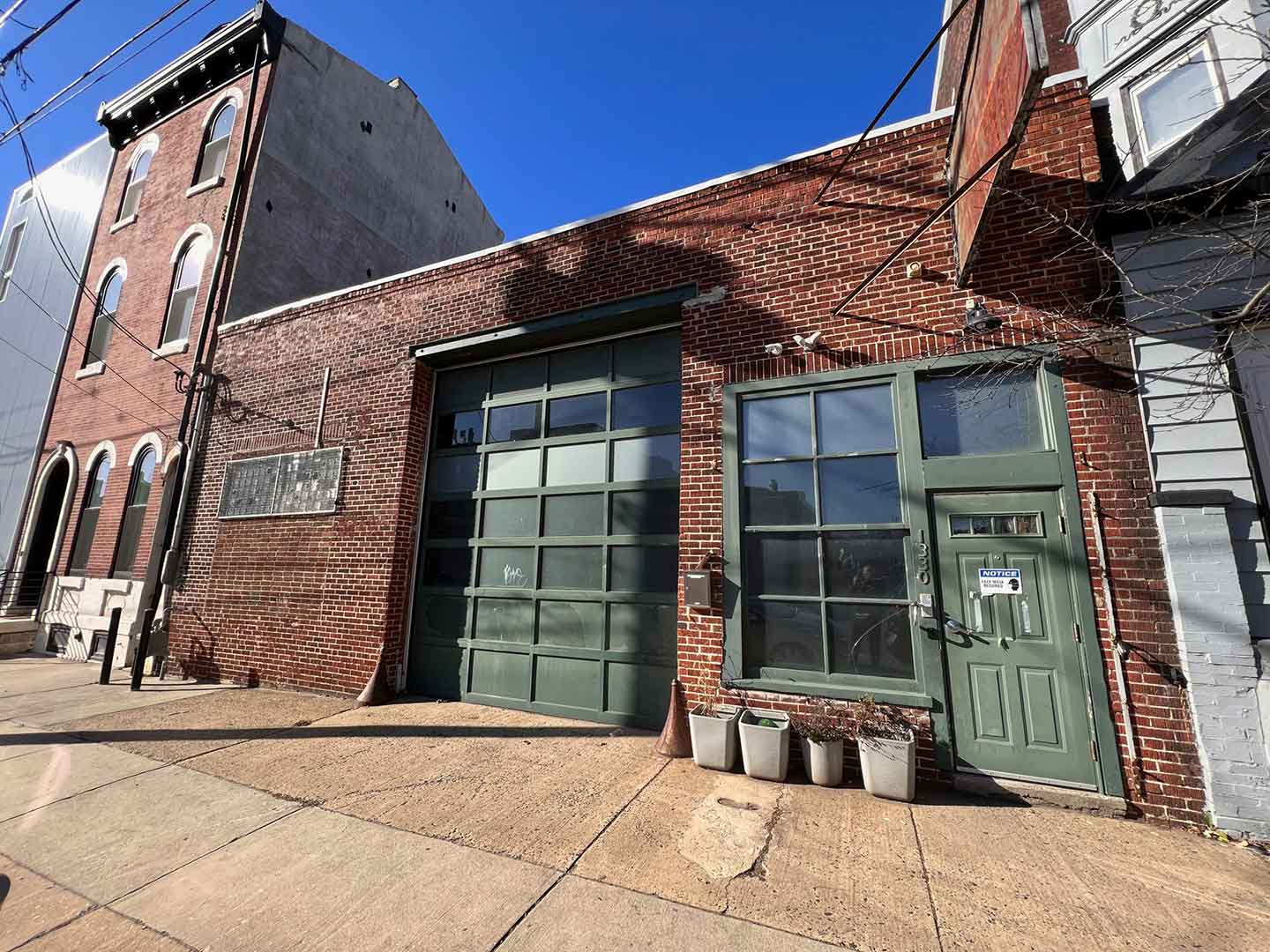 1330 N 5th St, Philadelphia, PA 19122