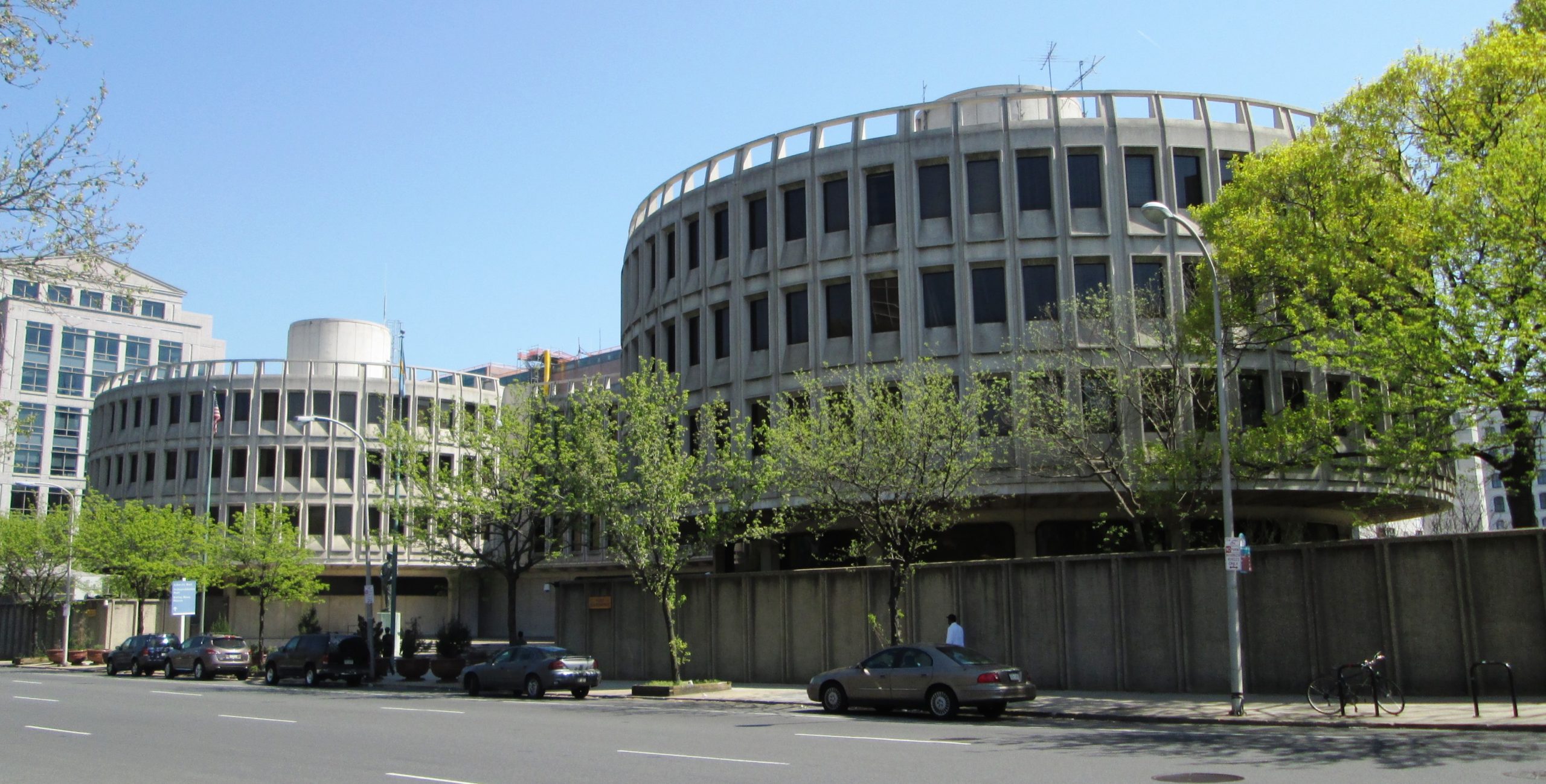 Roundhouse - Beyond My Ken, CC BY-SA 4.0 , via Wikimedia Commons