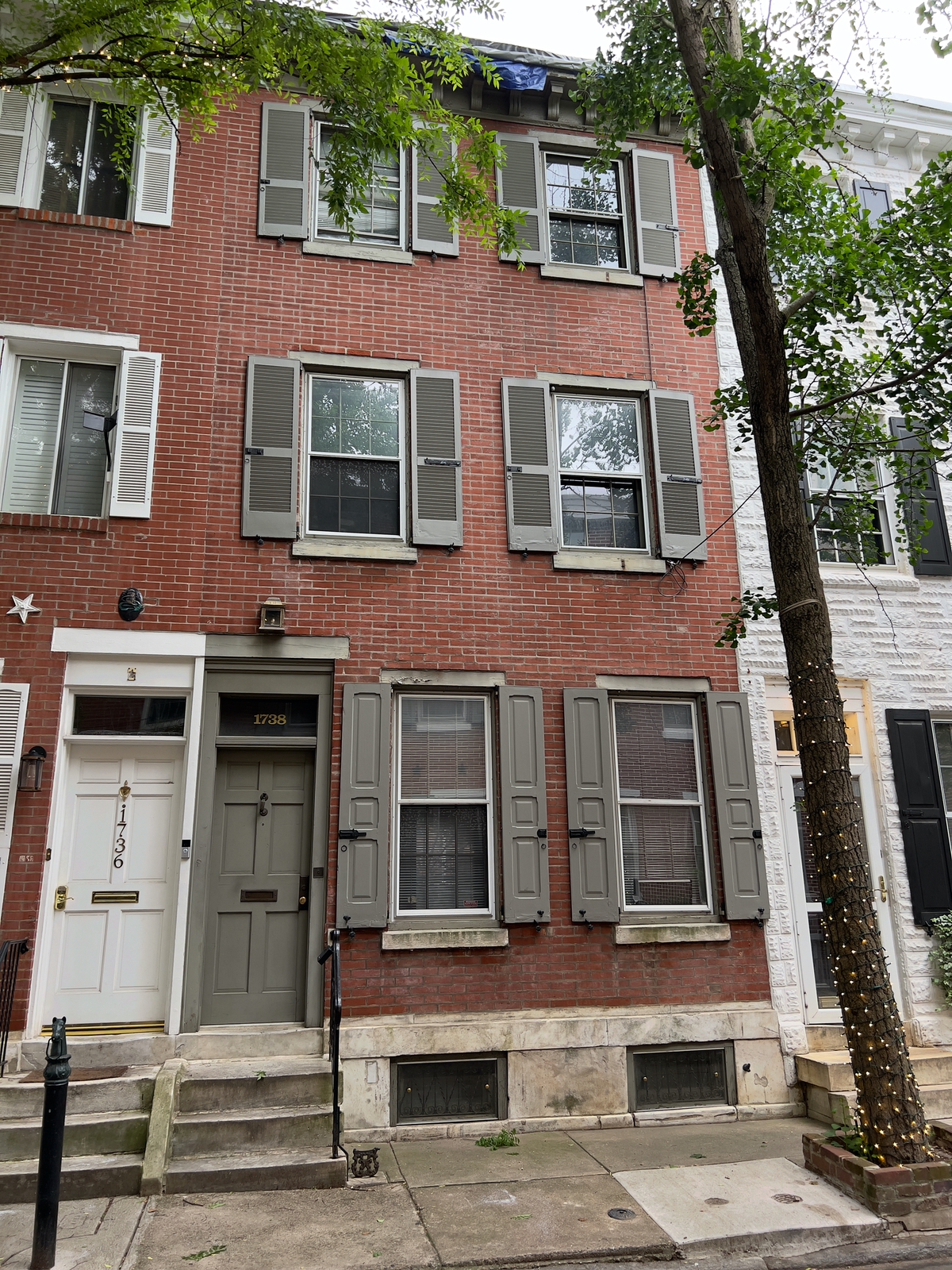 1738 Addison St Philadelphia, PA 19146