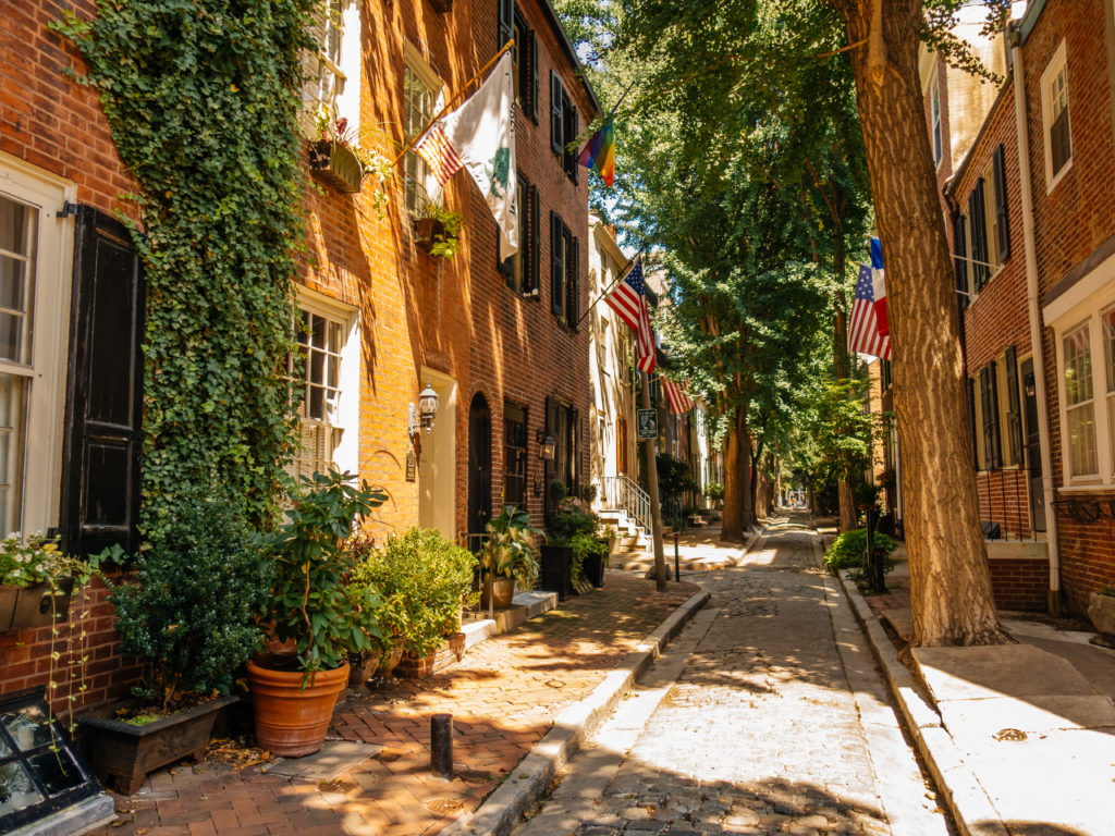 Philly alley. Image: Cory J Popp, Solo Real Estate