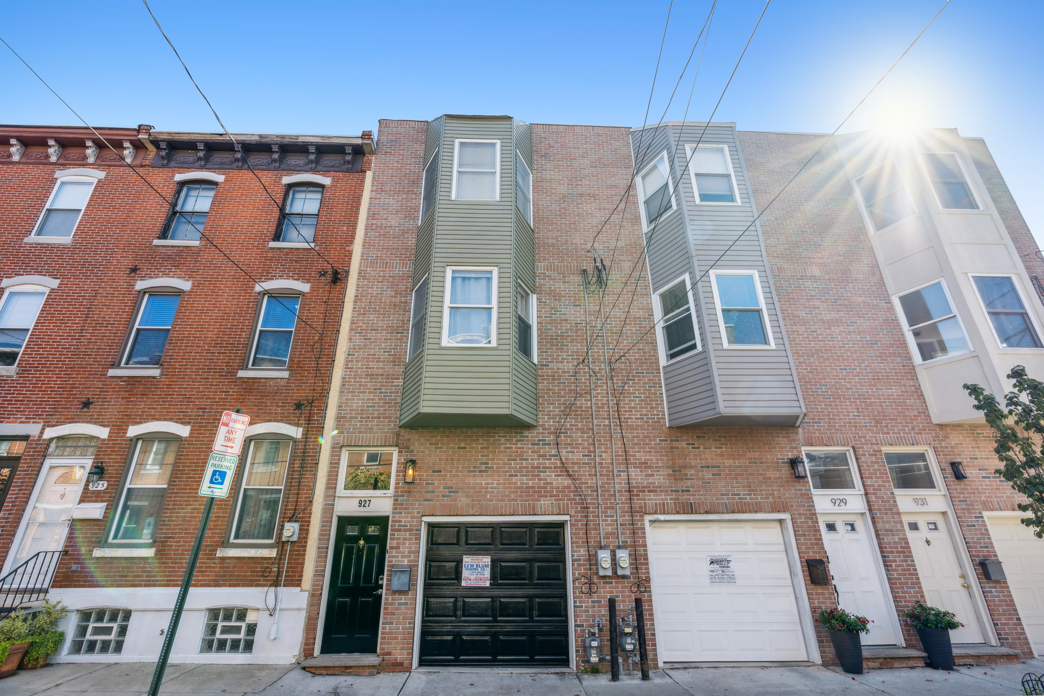 927 S 18th St Philadelphia, PA 19146