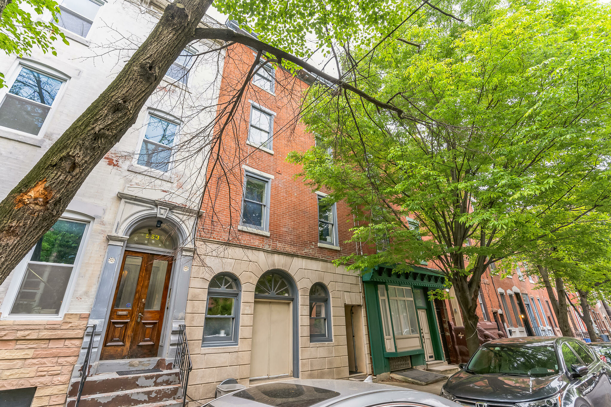 951 N 5th Street #2R, Philadelphia, PA 19123