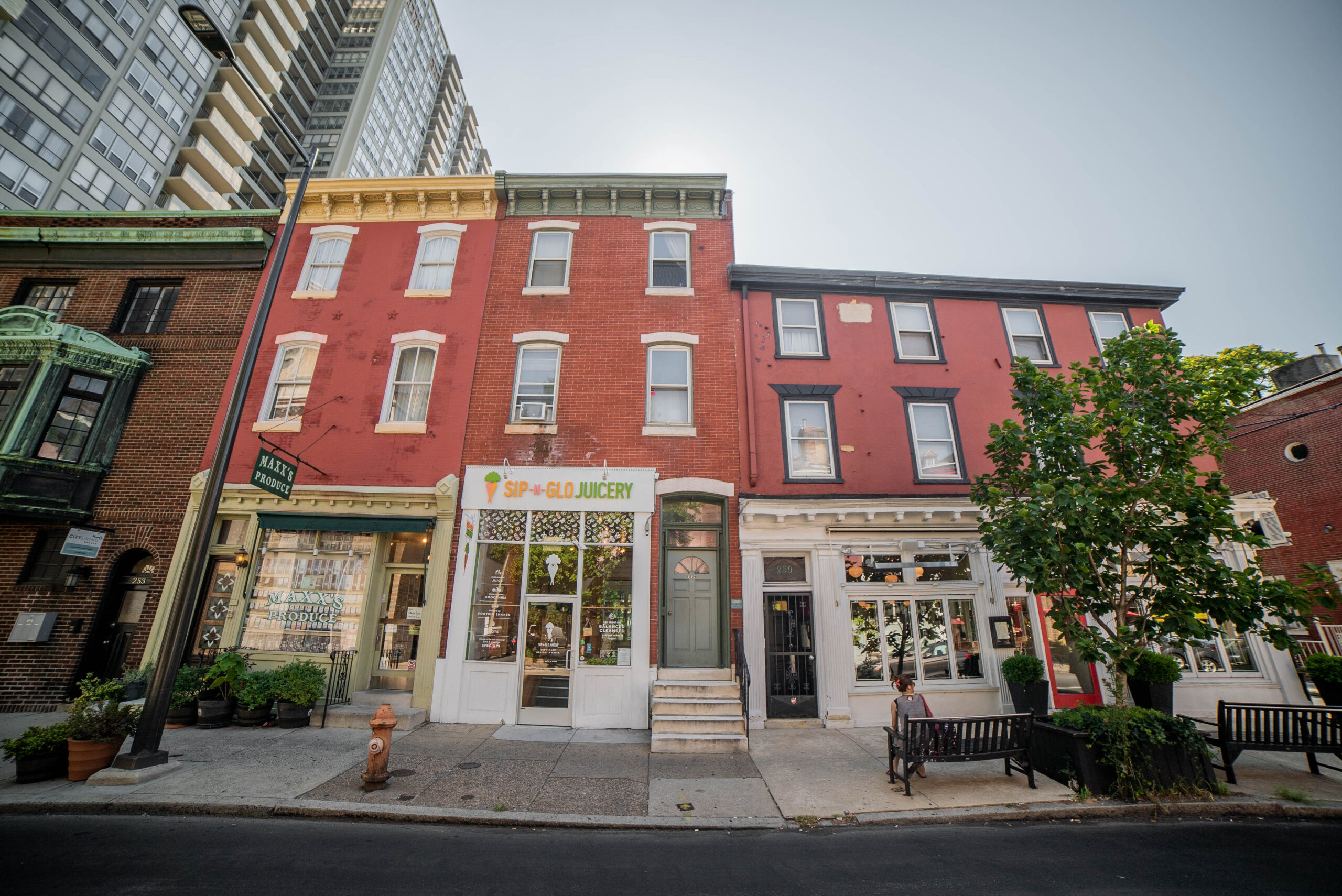 257 S 20th Street #2R, Philadelphia, PA 19103