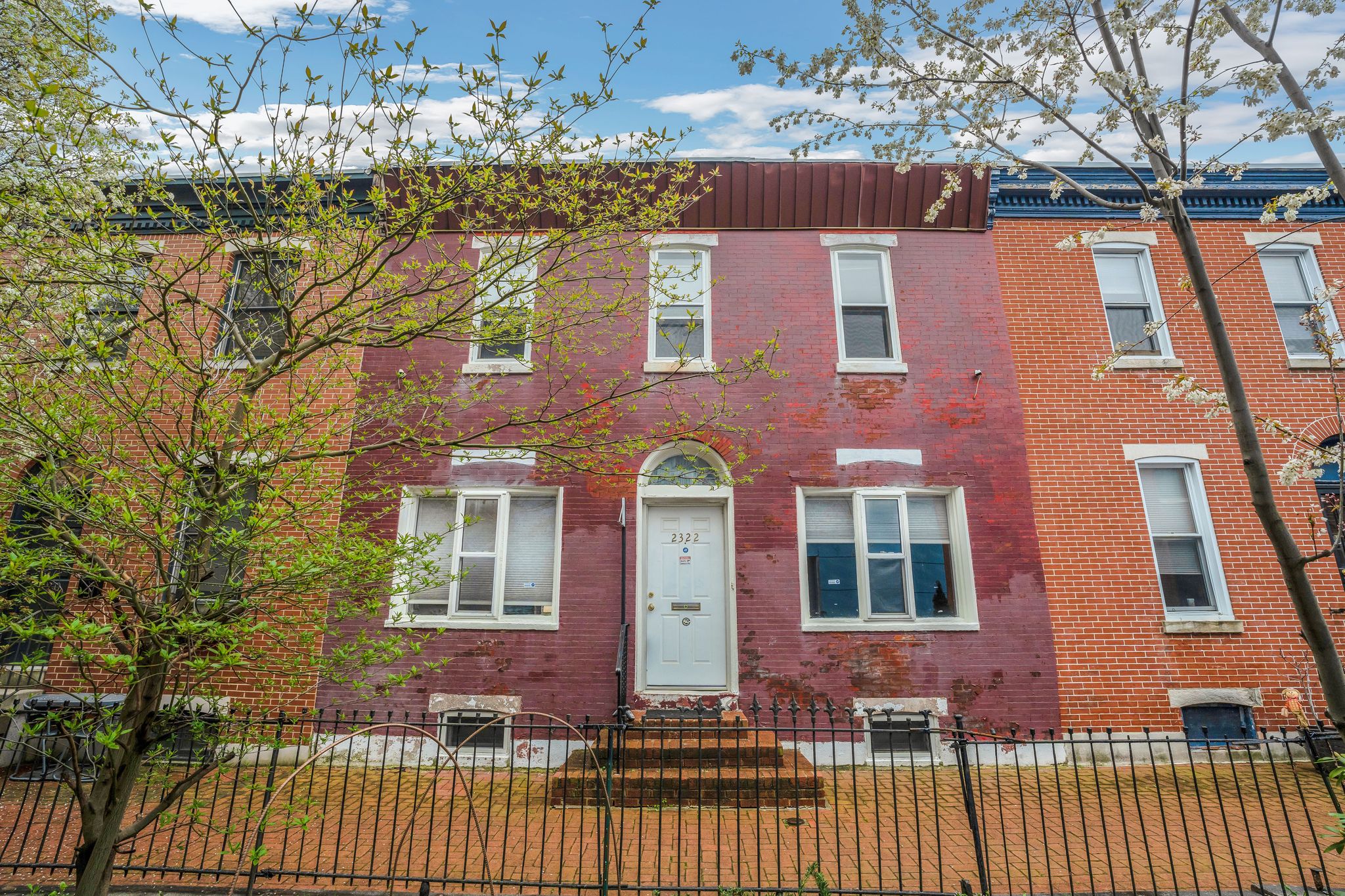 2322 Madison Square, Philadelphia, PA 19146