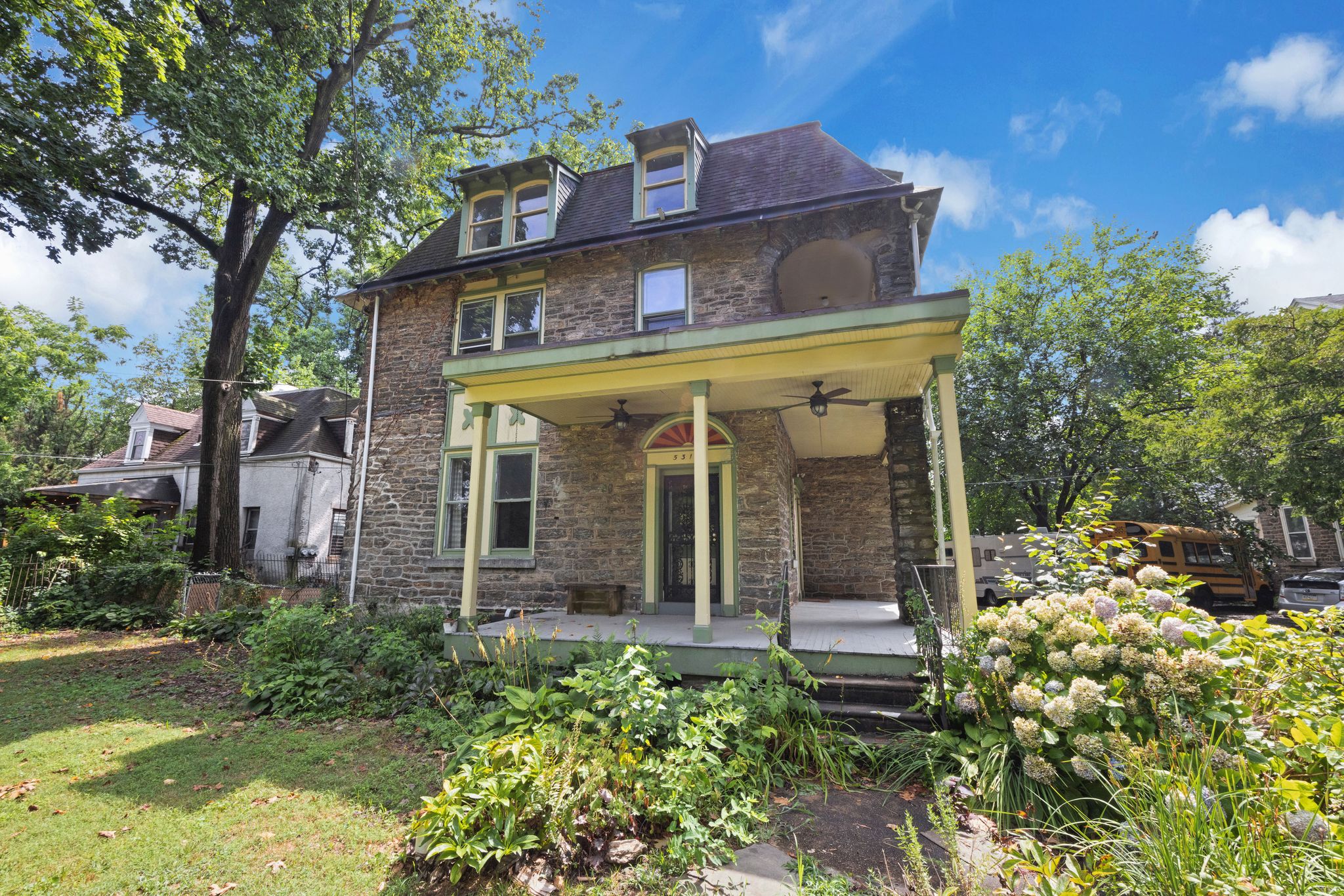 5318 Baynton St Philadelphia, PA 19144