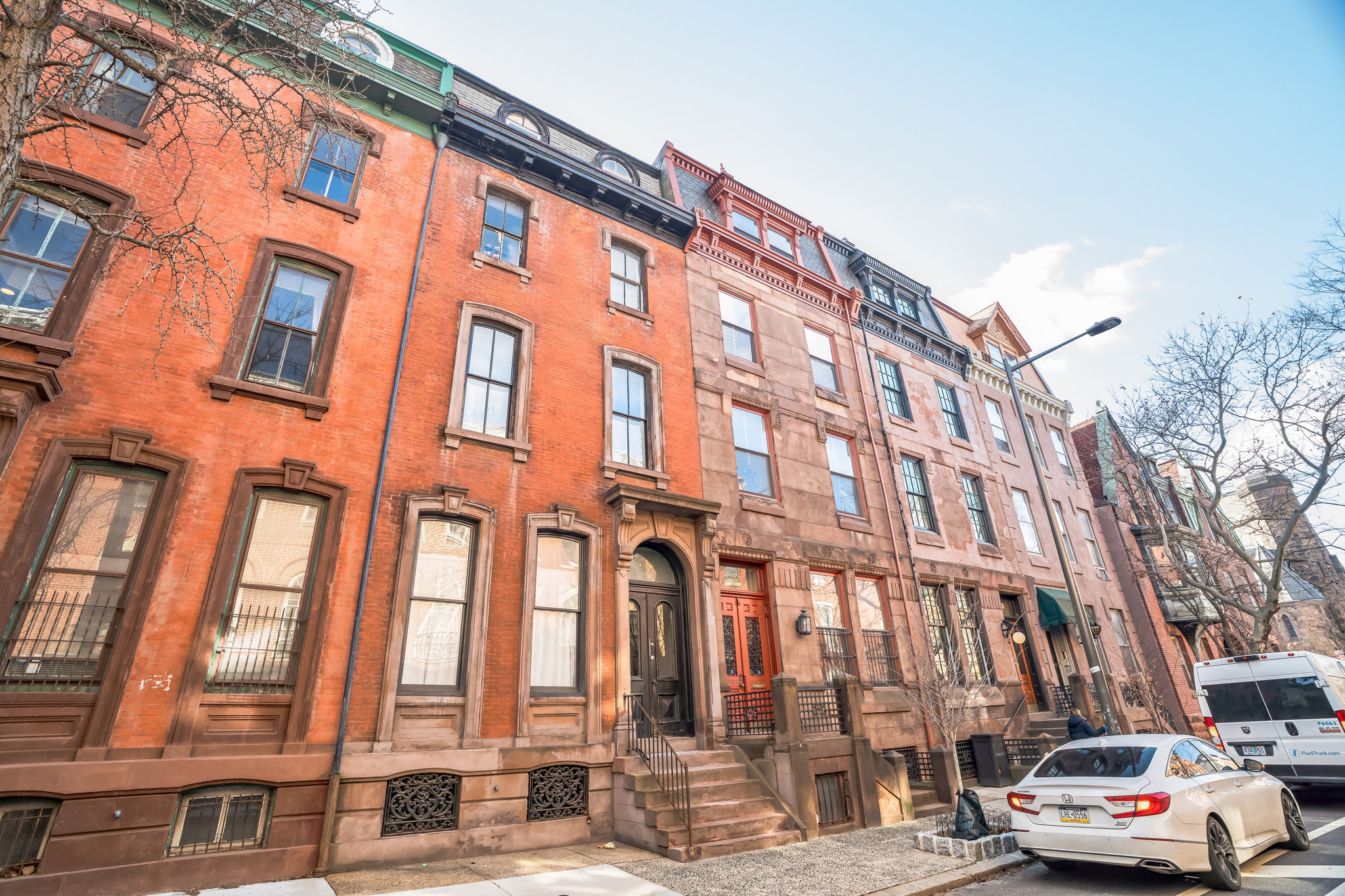2124 Spruce Street #1R. Philadelphia, PA 19103