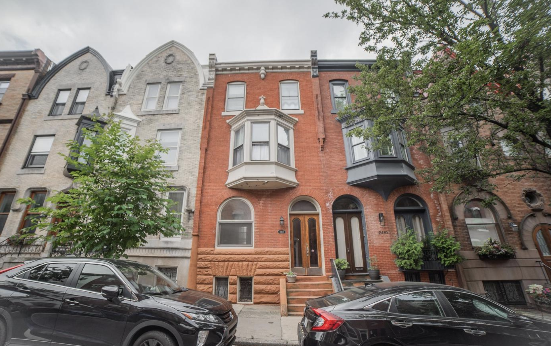 2408 Spruce St Philadelphia, PA 19103